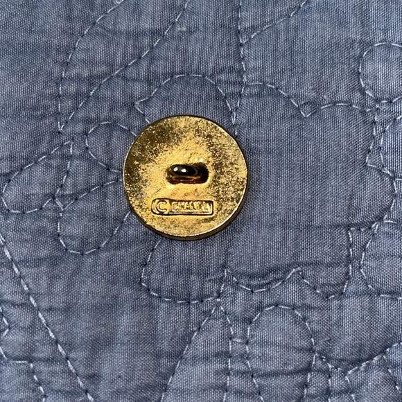 Chanel Button - Picture 3 of 3